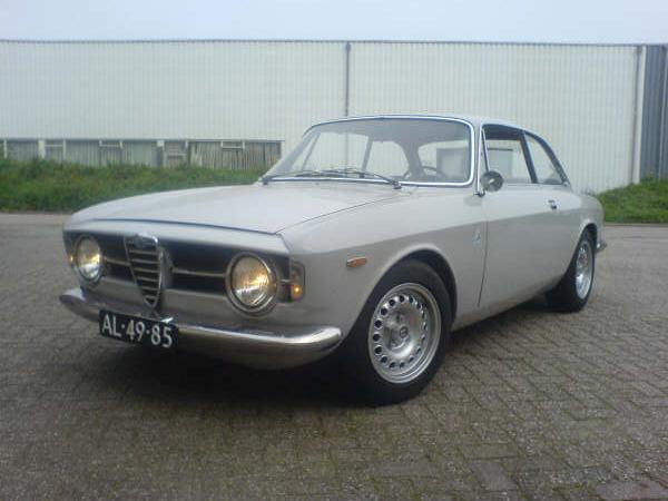 Alfa Romeo 1300 GTJ